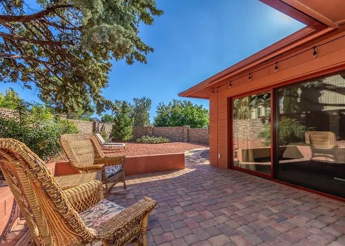Spectacular House With 2 Master In Sedona's High End Subdivision Living! Holiday home Sedona