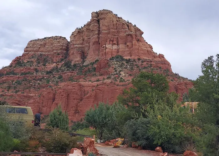 Spectacular House With 2 Master In Sedona's High End Subdivision Living!