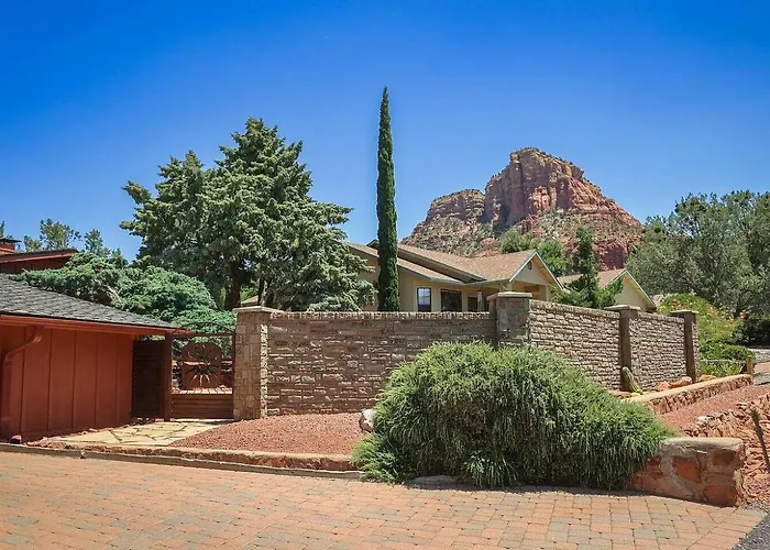 Holiday home Spectacular House With 2 Master In Sedona's High End Subdivision Living!