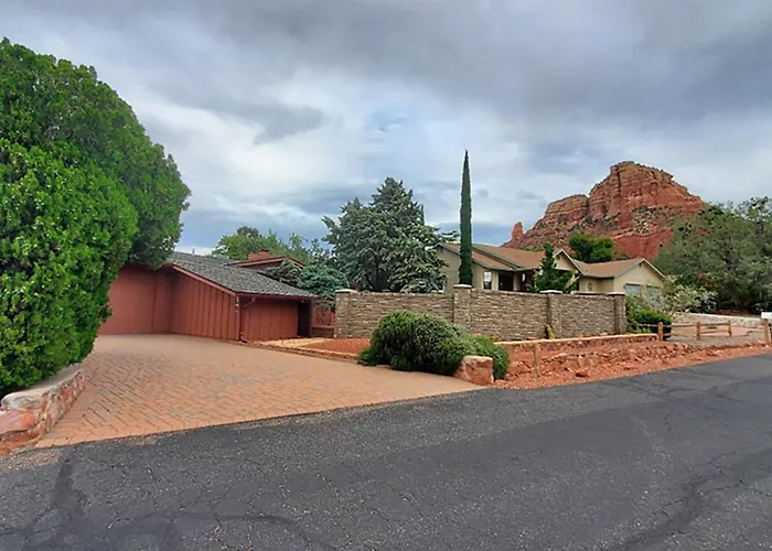 Holiday home Spectacular House With 2 Master In Sedona's High End Subdivision Living! *