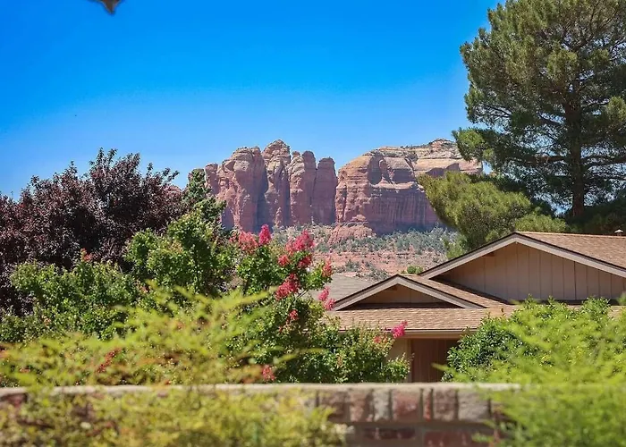Spectacular House With 2 Master In Sedona's High End Subdivision Living! *